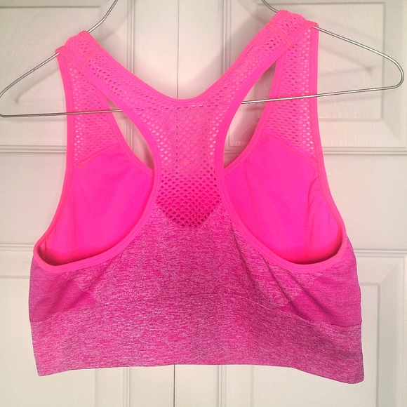 Pink Sport by Victoria's Secret Women's Seamless Sports Bra sz Medium - Picture 3 of 3